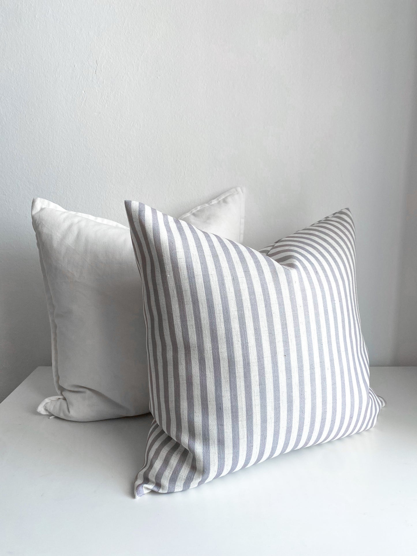 Line Pillow - Gray