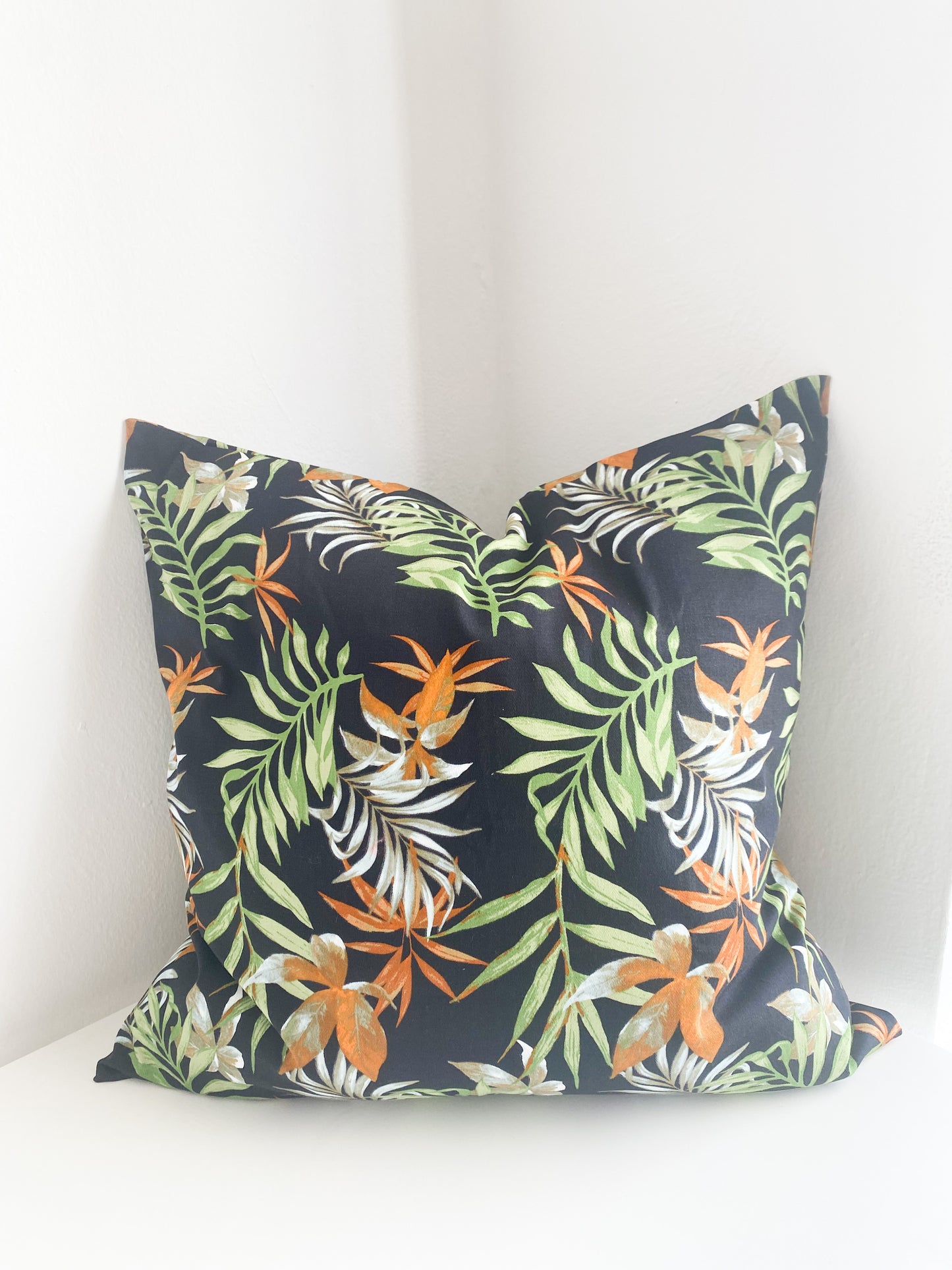 Forest Shades - Noche Pillow