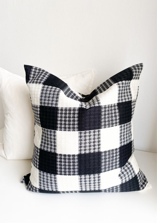 Coco Pillow - Classic Black